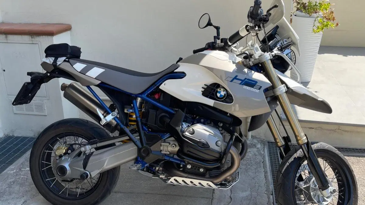 Bmw HP2 Enduro  (2)