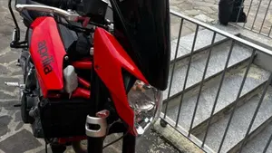 Aprilia Shiver 750 (2010 - 16)  (6)