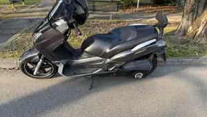 Yamaha X-Max 250 (2005 - 07)  (3)