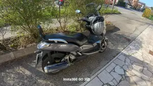 Yamaha X-Max 250 (2005 - 07)  (4)