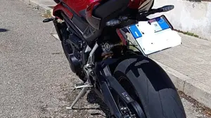 Triumph Street Triple 765 RS (2023 - 26)  (7)
