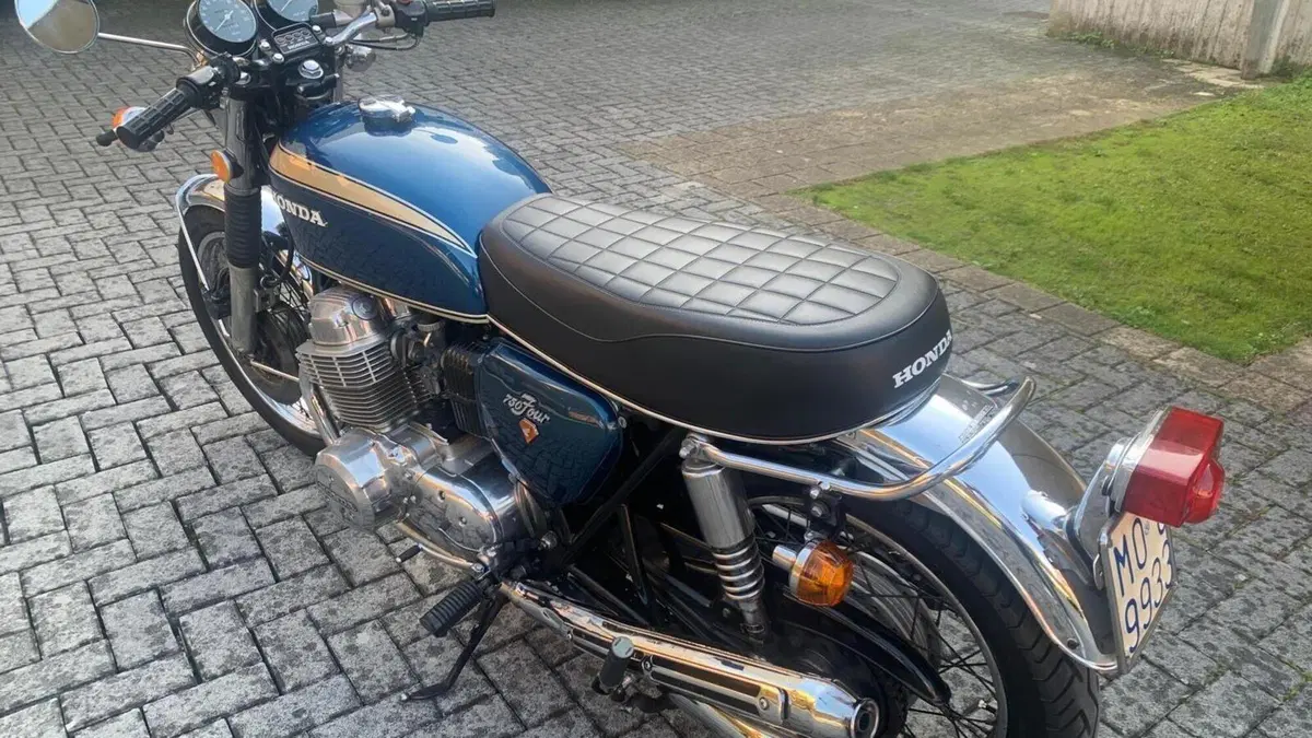 Honda   (4)