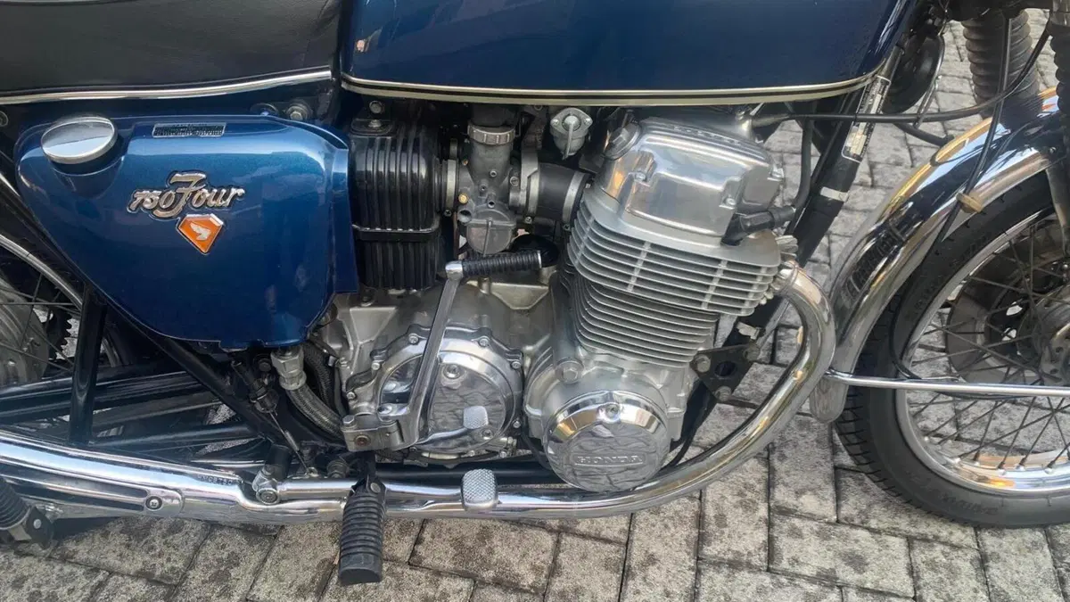 Honda   (8)