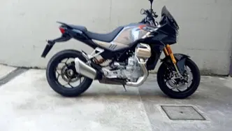 Moto Guzzi V100 Mandello S (2022 - 24) usata