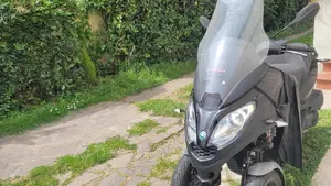 Piaggio MP3 300 ABS Hpe (2021 - 24)  (12)