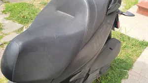 Piaggio MP3 300 ABS Hpe (2021 - 24)  (13)