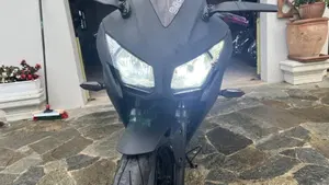 Honda CBR 300 R ABS (2014 - 17)  (3)