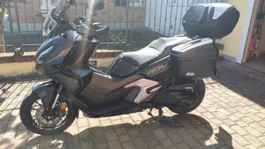 Honda ADV 350 Special Edition (2025 - 26) 