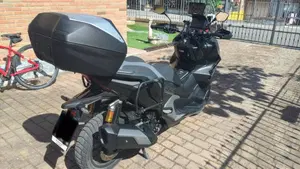 Honda ADV 350 Special Edition (2025 - 26)  (9)