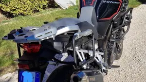 Suzuki V-Strom 1000 (2006 - 16)  (4)