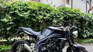 Triumph Speed Triple 1050 (2005 - 11) 