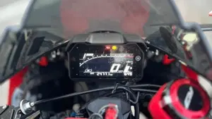 Yamaha YZF R7 (2021 - 25)  (6)