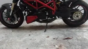 Ducati 848 (2007 - 13)  (3)