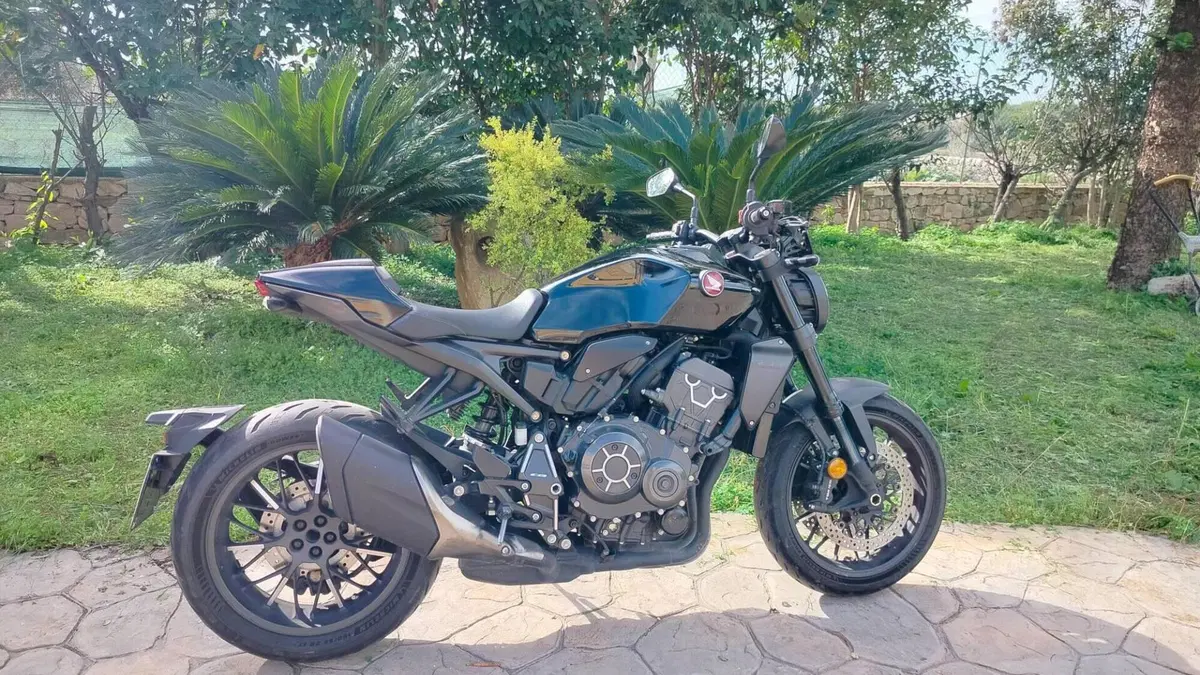 Honda CB 1000 R Black Edition (2021 - 25)  (3)