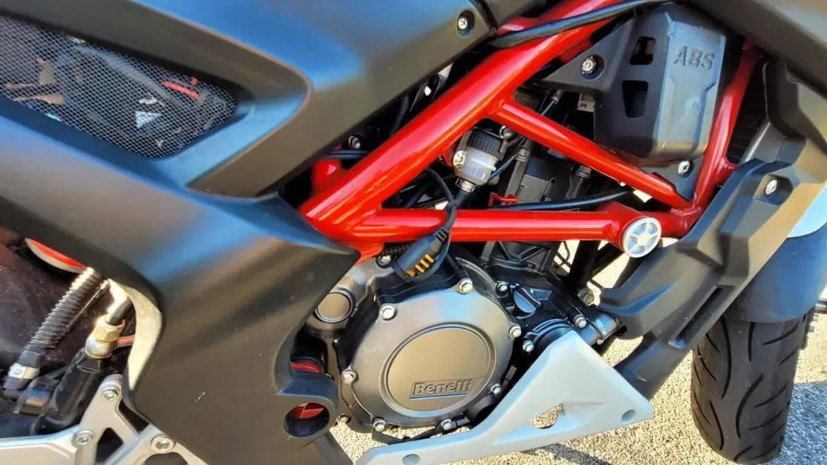 Benelli BN 251 (2017 - 20)  (5)