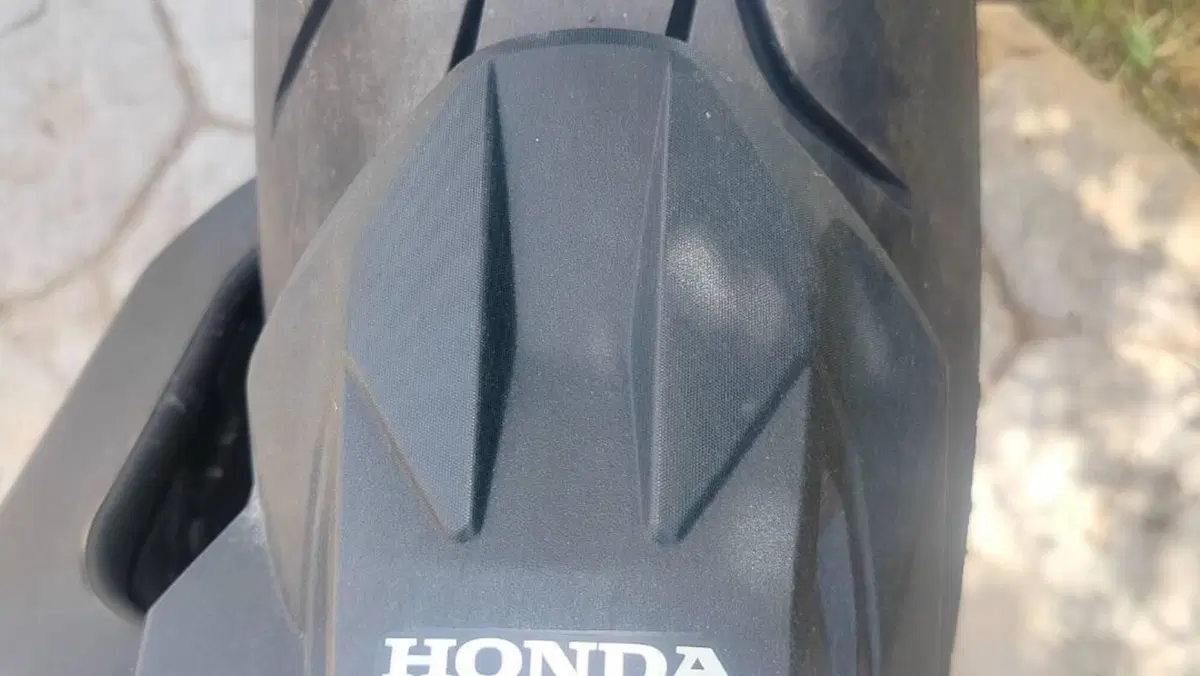 Honda CB 1000 R Black Edition (2021 - 25)  (7)