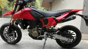 Ducati Hypermotard 698 Mono (2024 - 26)  (2)