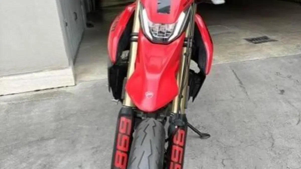Ducati Hypermotard 698 Mono (2024 - 26)  (4)