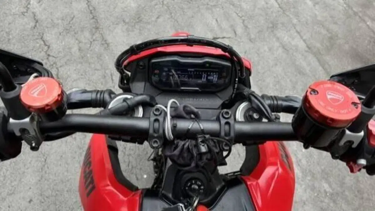 Ducati Hypermotard 698 Mono (2024 - 26)  (5)