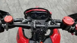 Ducati Hypermotard 698 Mono (2024 - 26)  (5)