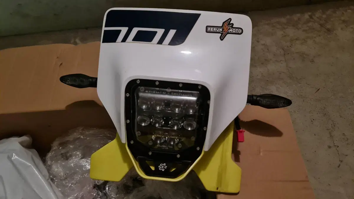 Husqvarna 701 Enduro (2022)  (13)