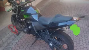 Kawasaki Z 750 (2003 - 06) 