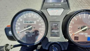 Suzuki   (2)