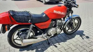 Suzuki   (3)
