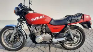 Suzuki   (5)