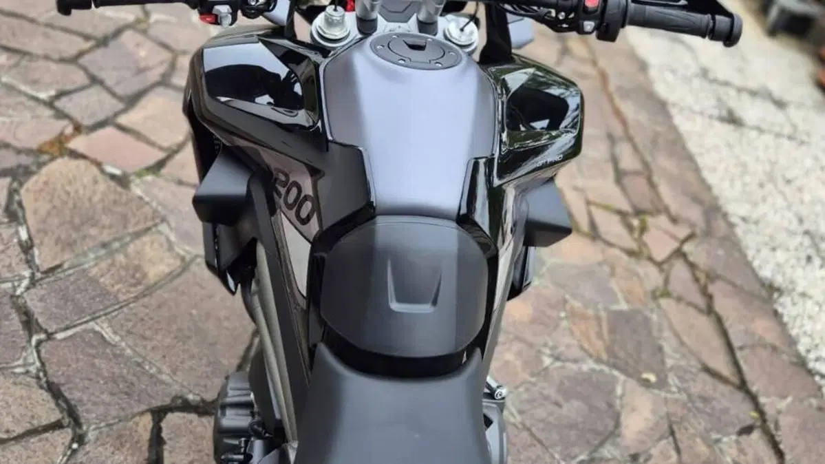 Triumph Tiger 1200 GT Pro (2024 - 26)  (2)