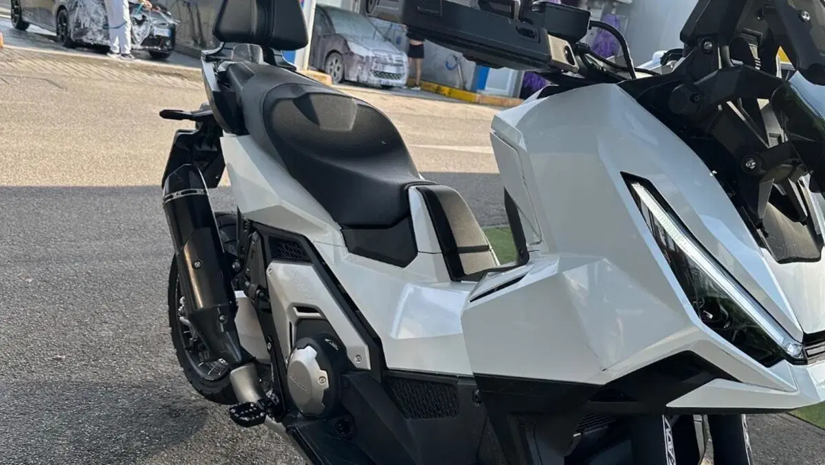 Honda X-ADV 750 Gravel (2025 - 26)  (3)