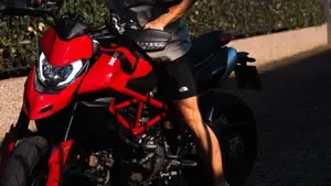 Ducati Hypermotard 950 (2022 - 25) 
