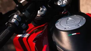 Ducati Hypermotard 950 (2022 - 25)  (13)