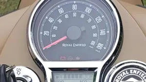 Royal Enfield Classic 350 (2021 - 26)  (7)