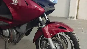 Honda Deauville 700   (4)