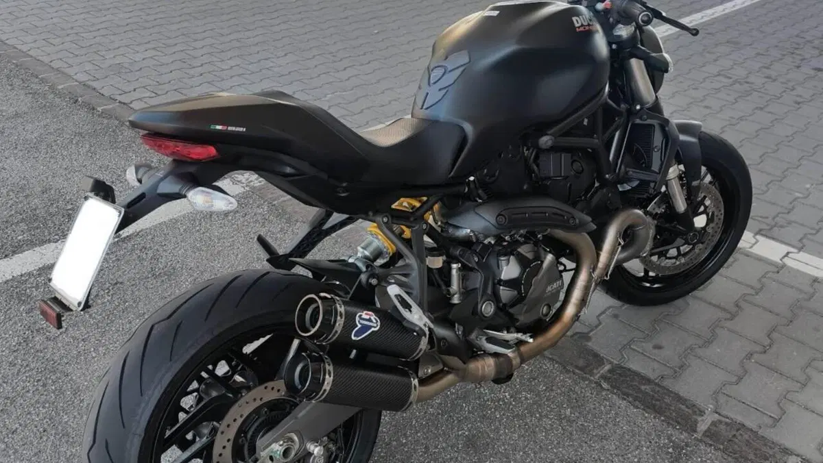 Ducati Monster 821 (2018 - 20)  (2)