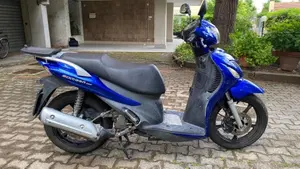 Suzuki SIXteen 150 (2007 - 14) 