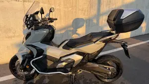 Honda X-ADV 750 DCT Adventure (2021 - 24)  (15)