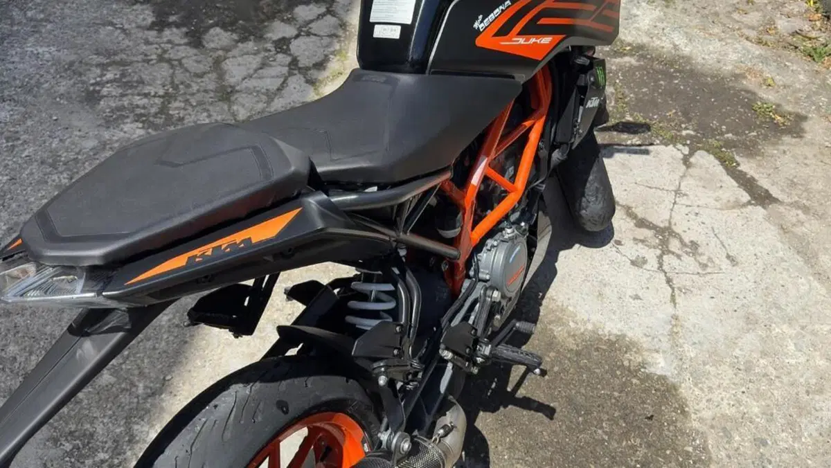 KTM 125 Duke (2021 - 23)  (4)