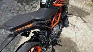 KTM 125 Duke (2021 - 23)  (4)