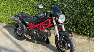 Ducati Monster 695 (2006 - 08)  (2)