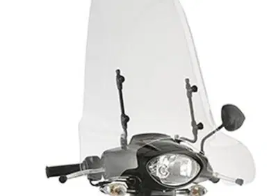 GIVI 6704A Parabrezza specifico trasparente 56 x 6 - Annuncio 8983867