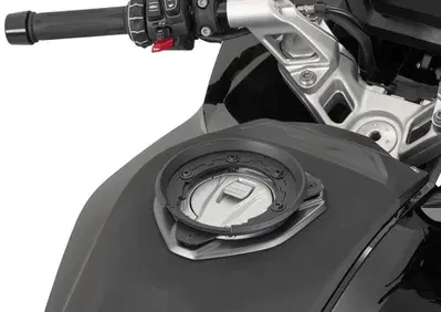 Flangia Givi BF99 Per BMW R1300RS (2025) - Annuncio 8984118