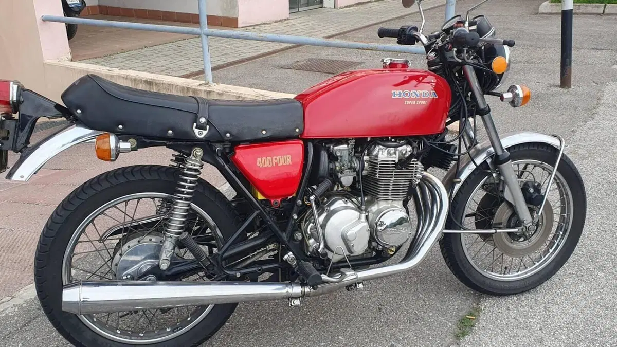 Honda  