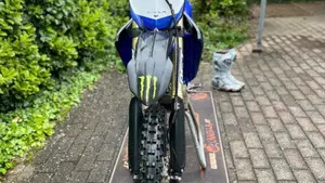 Yamaha YZ 250 F (2021)  (8)