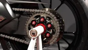 Ducati Panigale V4 S 1100 (2021)  (15)
