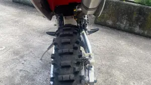 Honda CRF 250R (2005)  (5)