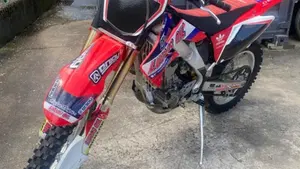Honda CRF 250R (2005)  (7)