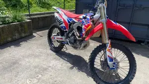 Honda CRF 250R (2014)  (5)