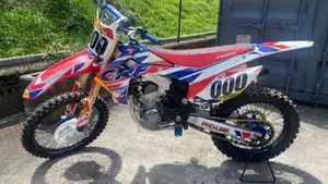 Honda CRF 250R (2014) 